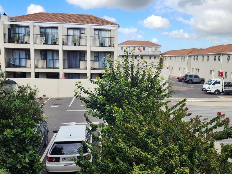 2 Bedroom Property for Sale in Parklands Western Cape